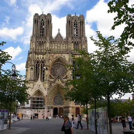 La Fayette Appartement Reims Buitenkant foto